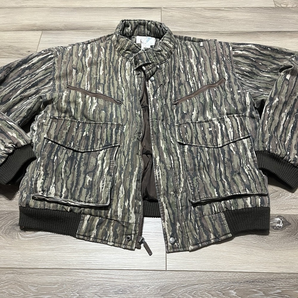 Vintage Trophy Club RealTree Trebark Camo Hunting‎ Jacket Medium